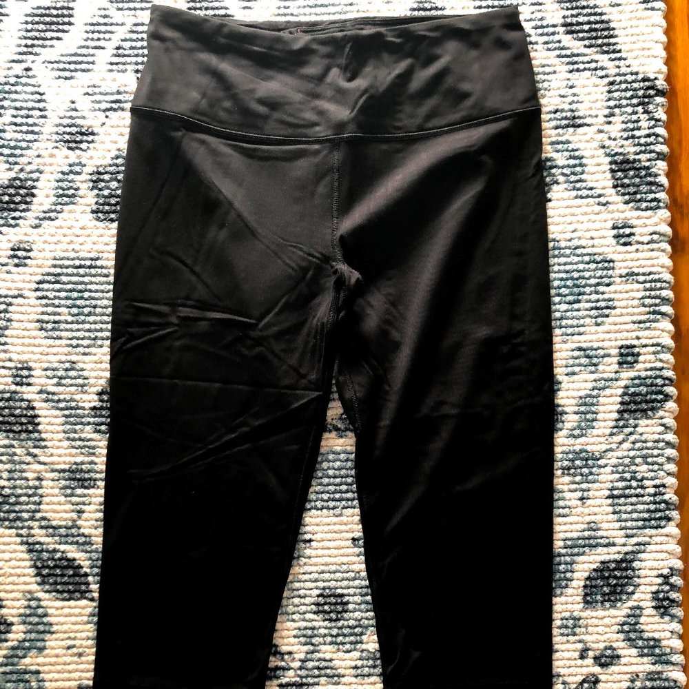 VS Sport Knockout Crop Workout Legging
